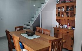Hospedagem Caconde Ar condicionado - Wi-fi - Garagem
